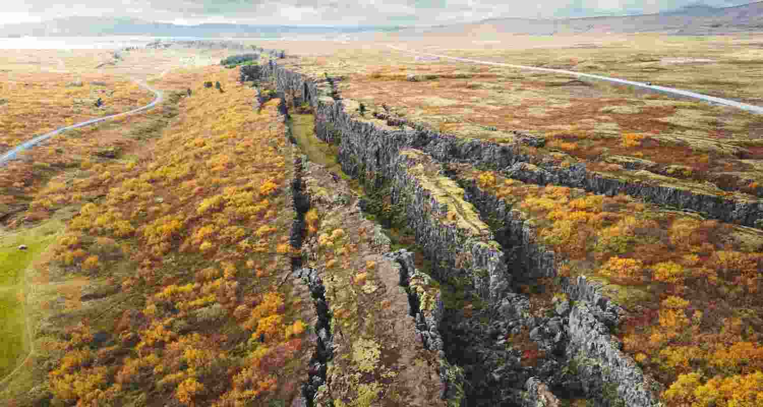 Earth’s moving surface a major climate driver Earth’s moving surface a major climate driver