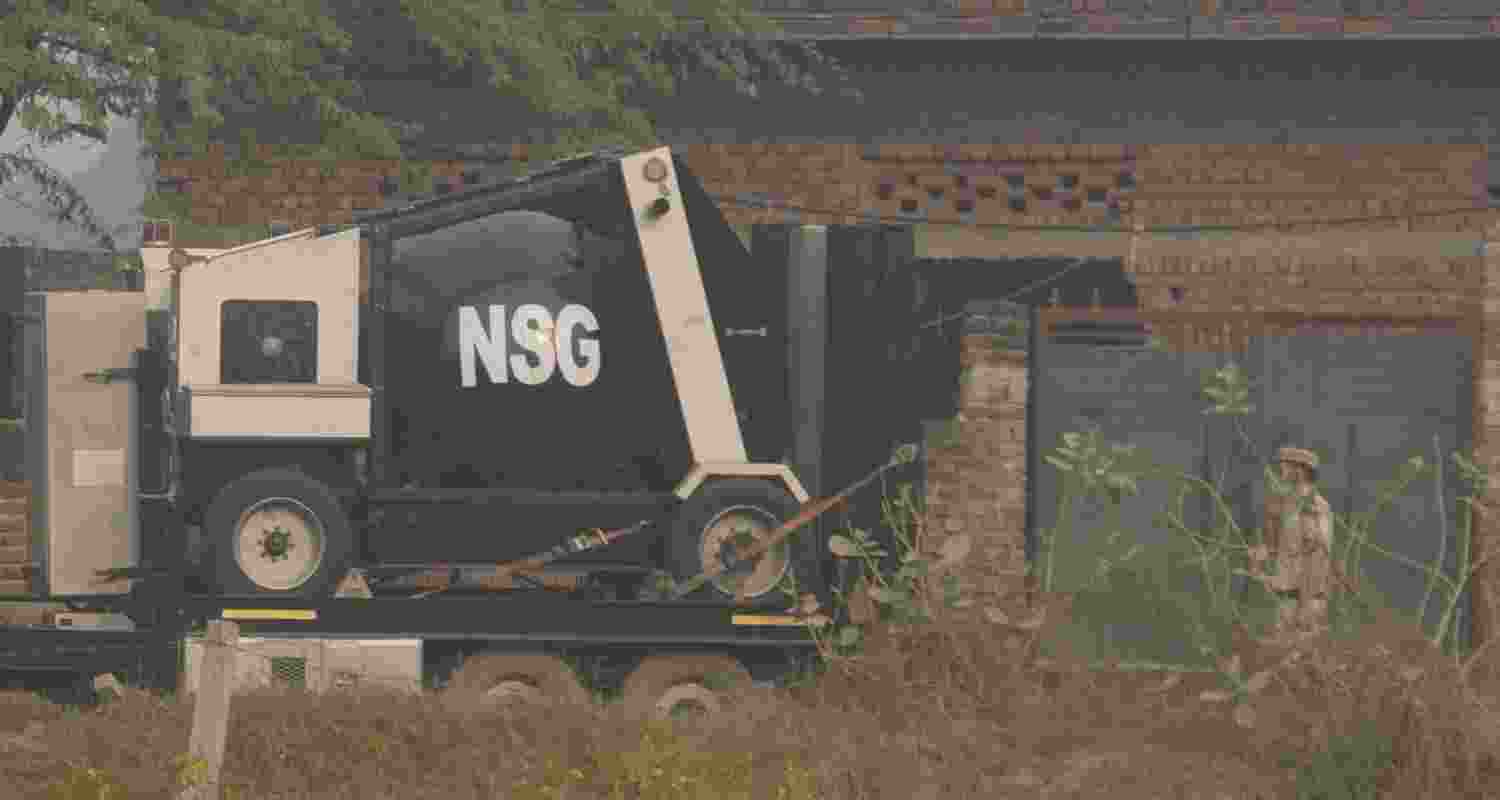 A native of Anantnag in Jammu and Kashmir, Arif has possible links with Dr. Shaheen Sayeed, another doctor already arrested by the National Investigation Agency (NIA) sleuths, the official said A native of Anantnag in Jammu and Kashmir, Arif has possible links with Dr. Shaheen Sayeed, another doctor already arrested by the National Investigation Agency (NIA) sleuths, the official said