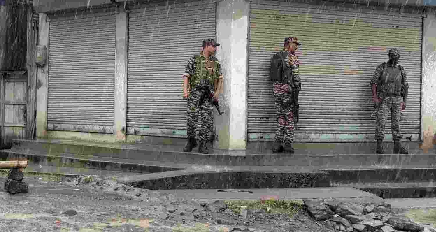 Mayanglambam Rishikanta Singh, who hailed from Kakching Khunou in Kakching district, was married to Chingnu Haokip, a Kuki of Churachandpur, which is a Kuki-dominated area Mayanglambam Rishikanta Singh, who hailed from Kakching Khunou in Kakching district, was married to Chingnu Haokip, a Kuki of Churachandpur, which is a Kuki-dominated area