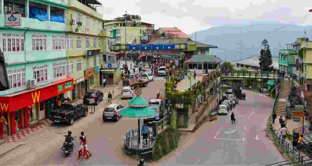 Vehicles ply through Gangtok town as Sikkim enforces an odd-even vehicle rule across the state from Monday. Vehicles ply through Gangtok town as Sikkim enforces an odd-even vehicle rule across the state from Monday.