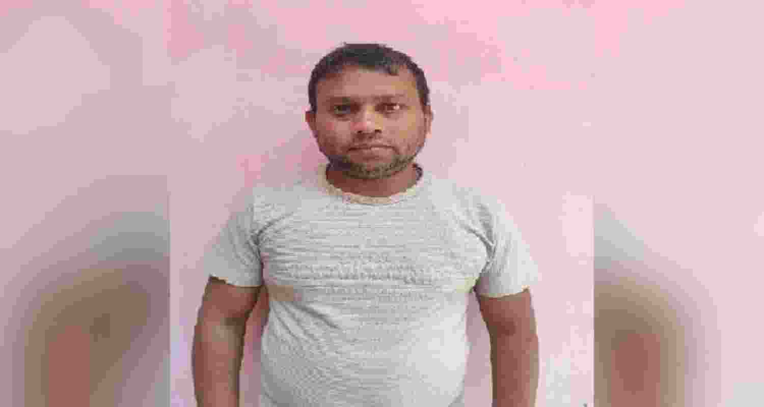 IAF staff held over spying for Pak; R'than IB foils ring IAF staff held over spying for Pak; R'than IB foils ring