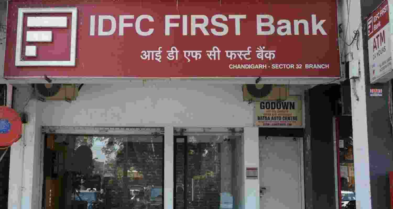 CBI raids Chandigarh and Ludhiana in the Rs 657 crore fund siphoning case linked to Chandigarh Smart City and Municipal Corporation accounts. CBI raids Chandigarh and Ludhiana in the Rs 657 crore fund siphoning case linked to Chandigarh Smart City and Municipal Corporation accounts.