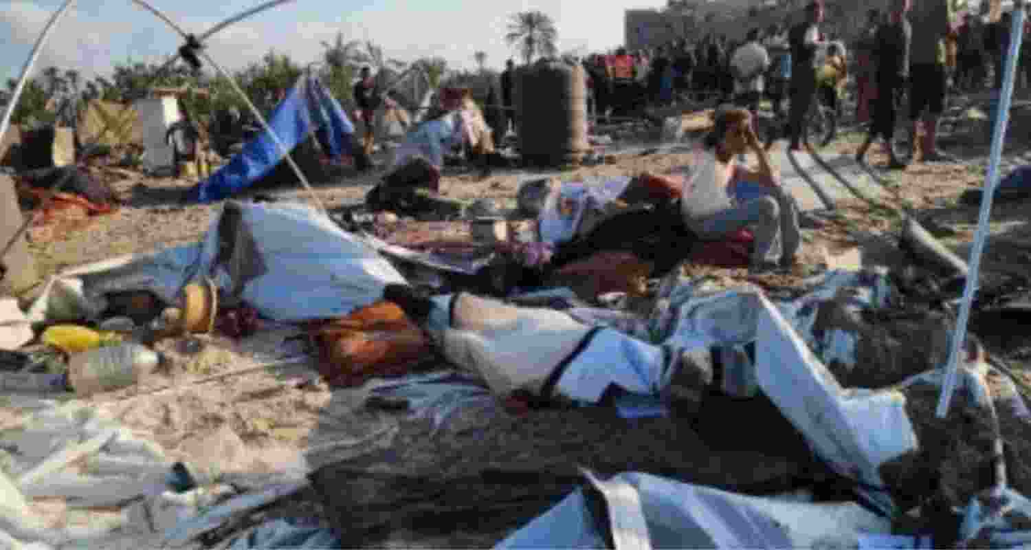 Israeli airstrike in Gaza kills at least 40, over 60 injured Israeli airstrike in Gaza kills at least 40, over 60 injured