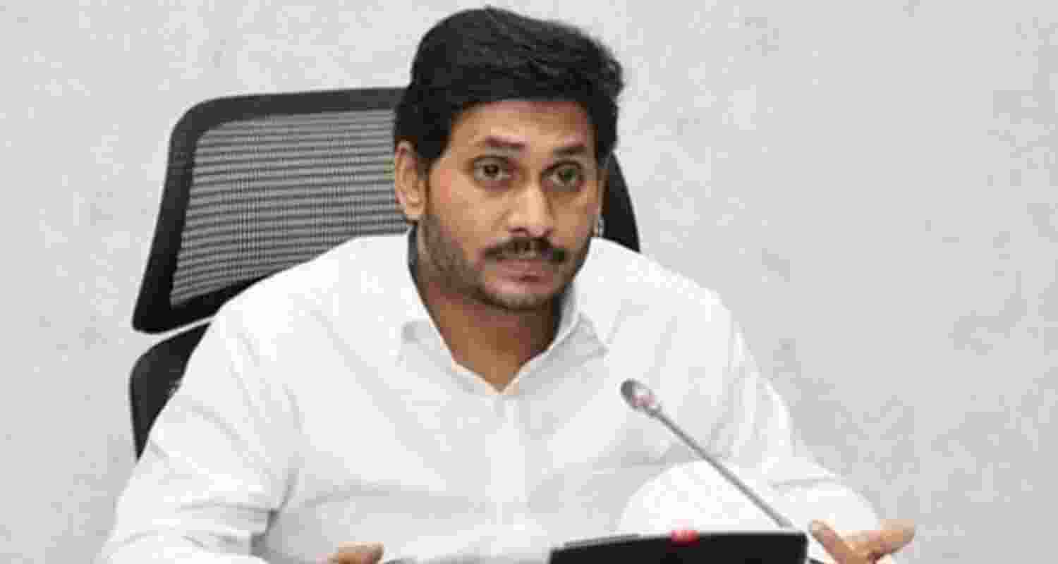 Jagan calls for statewide protests against TDP-government Jagan calls for statewide protests against TDP-government