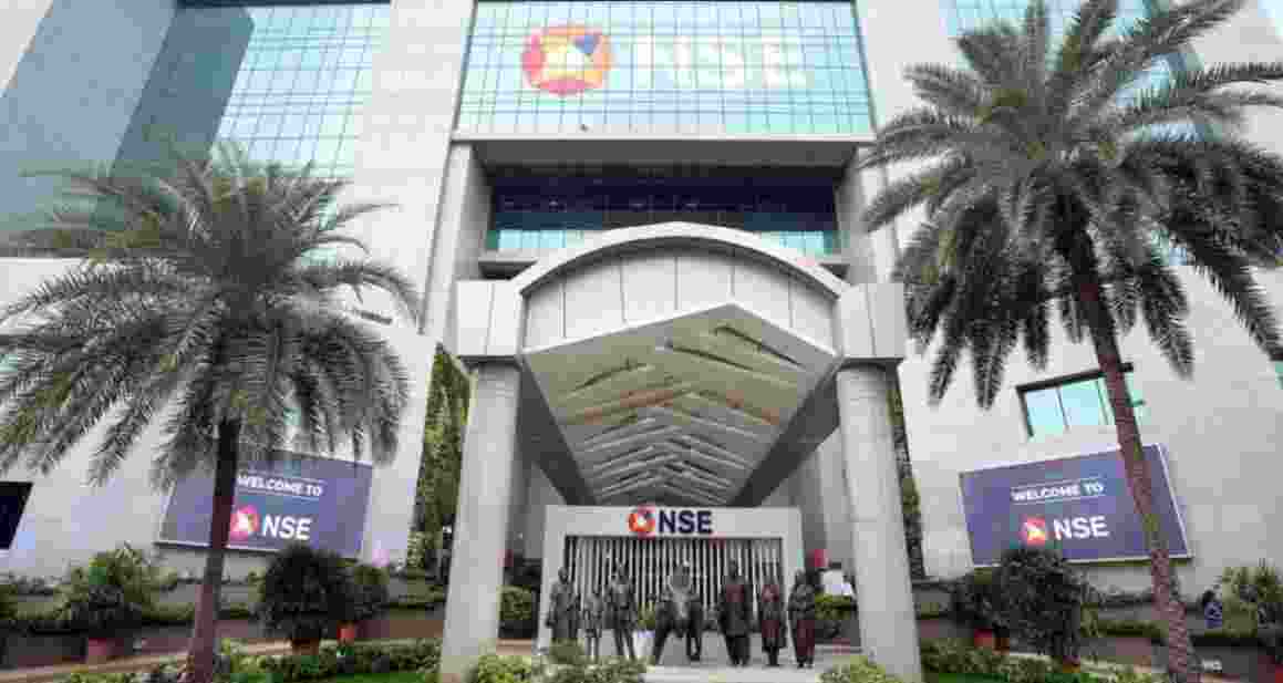 The Sensex declined around 400 points, while the broader Nifty 50 slipped nearly 100 points in early trade. The Sensex declined around 400 points, while the broader Nifty 50 slipped nearly 100 points in early trade.