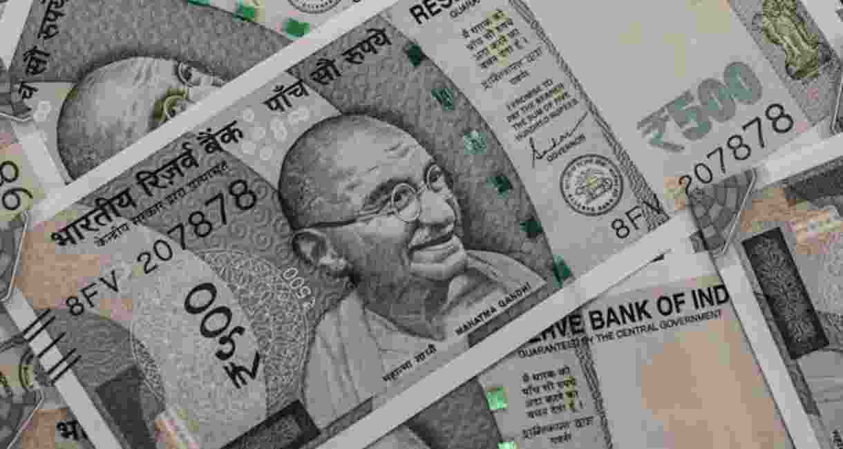 Rupee drops to fresh low of 96.38 against USD in early trade Rupee drops to fresh low of 96.38 against USD in early trade