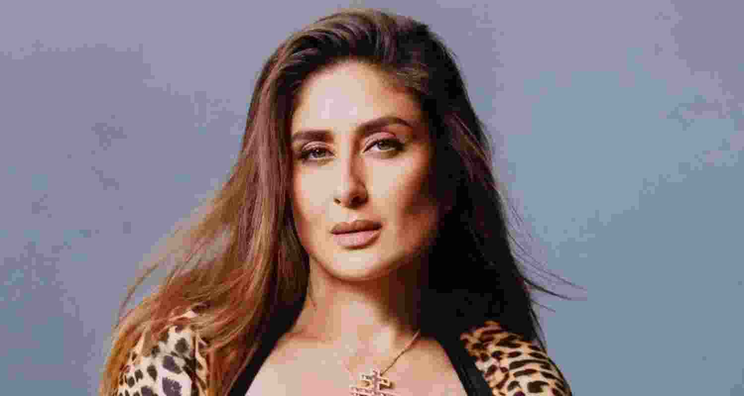 Kareena Kapoor Khan celebrates 25 years of 'Refugee' Kareena Kapoor Khan celebrates 25 years of 'Refugee'