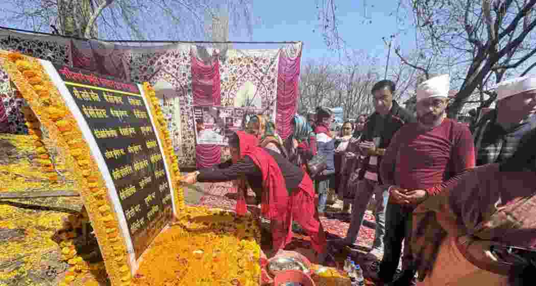 Kashmiri Pandits honour victims of 2003 Pulwama attack Kashmiri Pandits honour victims of 2003 Pulwama attack