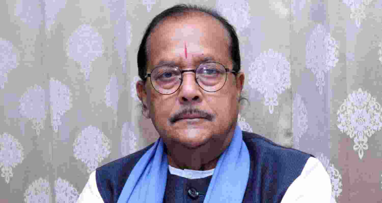 Jharkhand Minister returns security cover over vehicle dispute Jharkhand Minister returns security cover over vehicle dispute