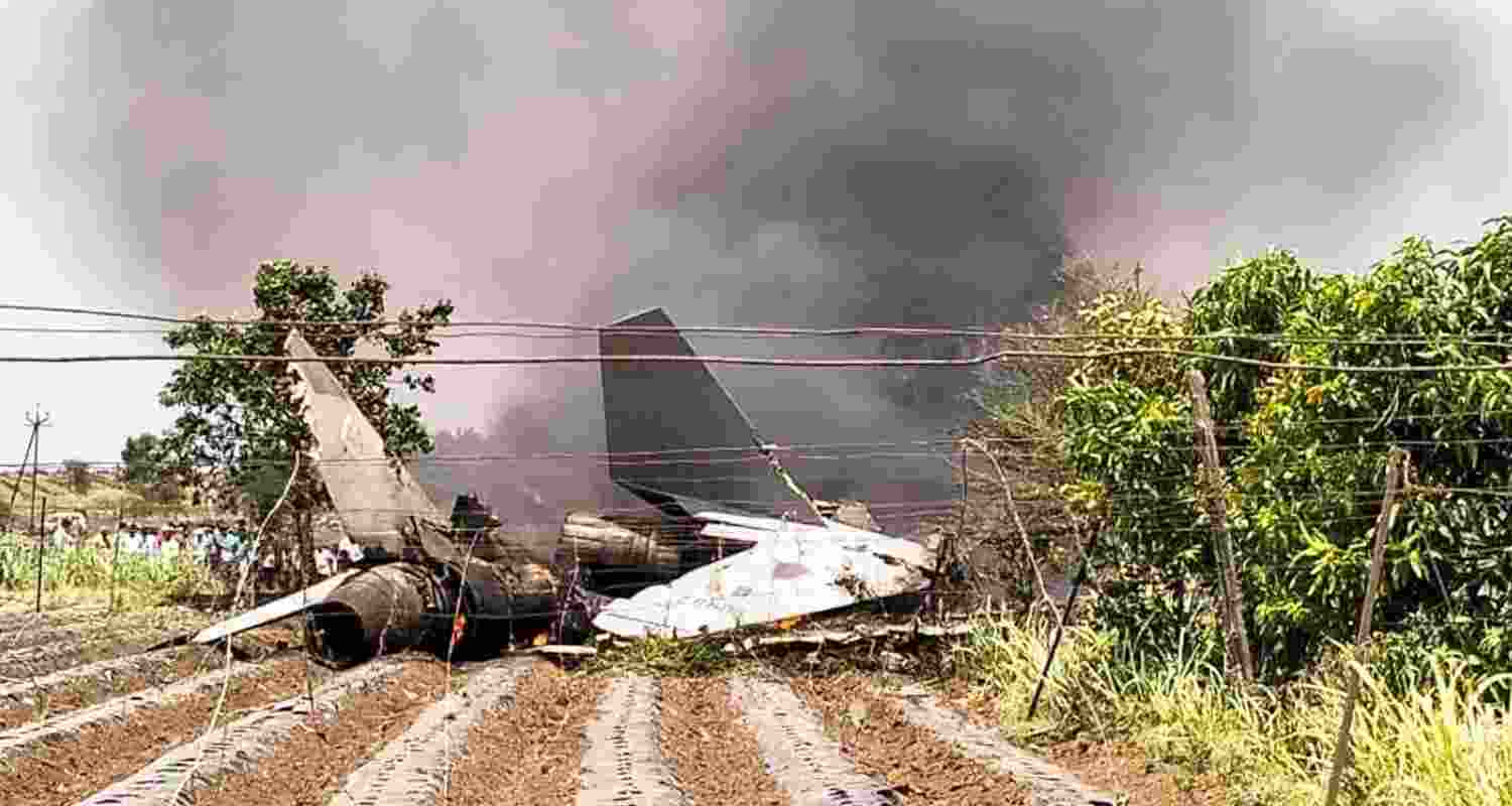 Pune: Remains of a Sukhoi fighter plane of the Indian Air Force (IAF) after it crashed, in Nashik district, Tuesday, June 4, 2024. Pilots of the aircraft ejected safely. Pune: Remains of a Sukhoi fighter plane of the Indian Air Force (IAF) after it crashed, in Nashik district, Tuesday, June 4, 2024. Pilots of the aircraft ejected safely.