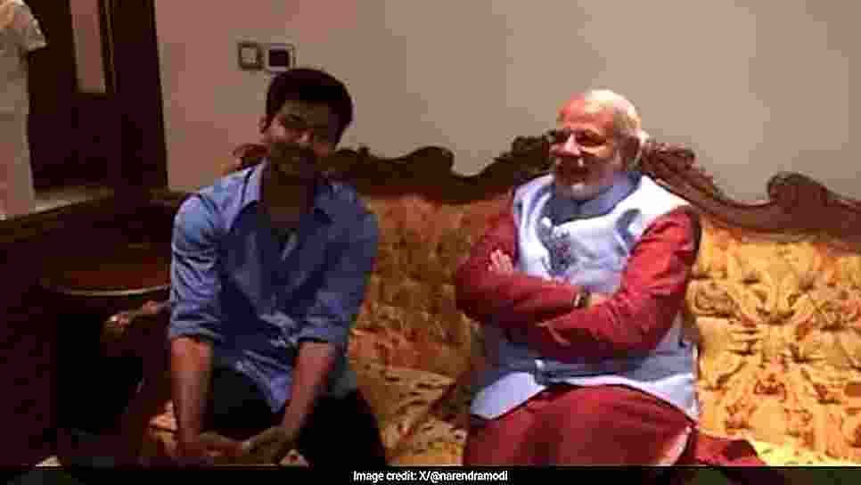Old Photo of PM Modi With Vijay Old Photo of PM Modi With Vijay