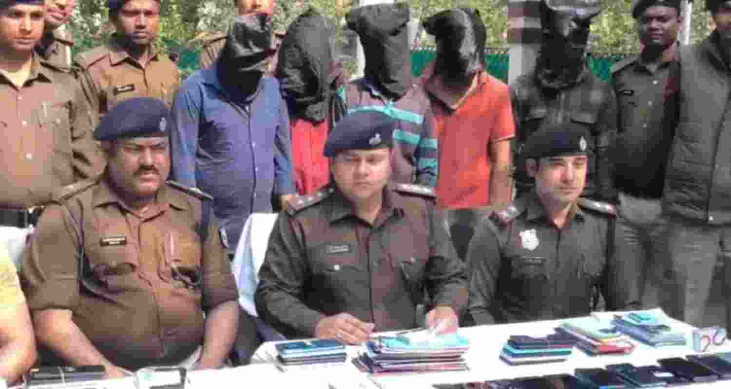 5 cyber fraudsters arrested in Patna after Haryana tip-off 5 cyber fraudsters arrested in Patna after Haryana tip-off