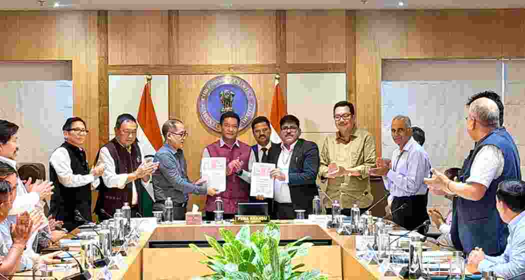 Arunachal Pradesh Chief Minister Pema Khandu and NHPC officials exchange documents after signing the agreement for the 3,097 MW Etalin Hydroelectric Project in Dibang Valley. Arunachal Pradesh Chief Minister Pema Khandu and NHPC officials exchange documents after signing the agreement for the 3,097 MW Etalin Hydroelectric Project in Dibang Valley.