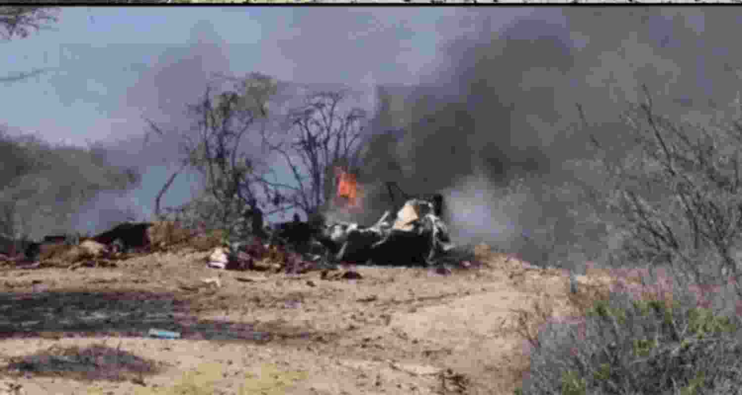 Peru plane crash leaves 12 dead Peru plane crash leaves 12 dead