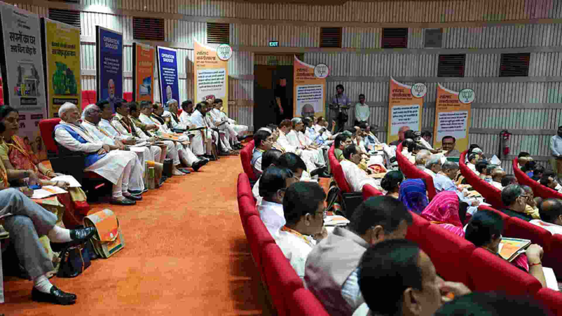 PM Modi takes last row seat at BJP MPs' 'Karyashalla' in Delhi PM Modi takes last row seat at BJP MPs' 'Karyashalla' in Delhi