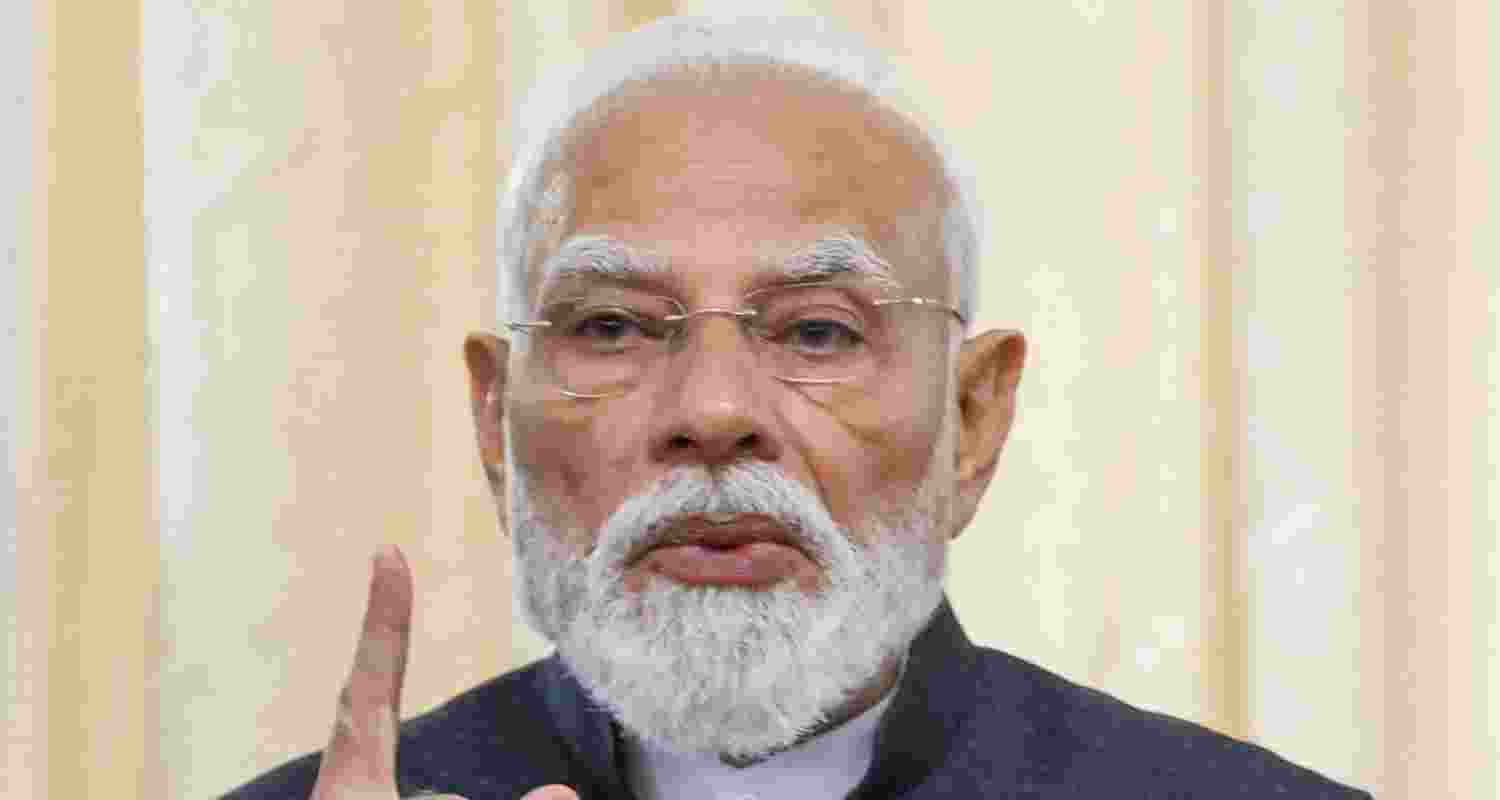 PM Modi reviewed reforms on ease of doing business, ease of living and Aatmanirbharta, urging ministries to improve coordination and governance. PM Modi reviewed reforms on ease of doing business, ease of living and Aatmanirbharta, urging ministries to improve coordination and governance.