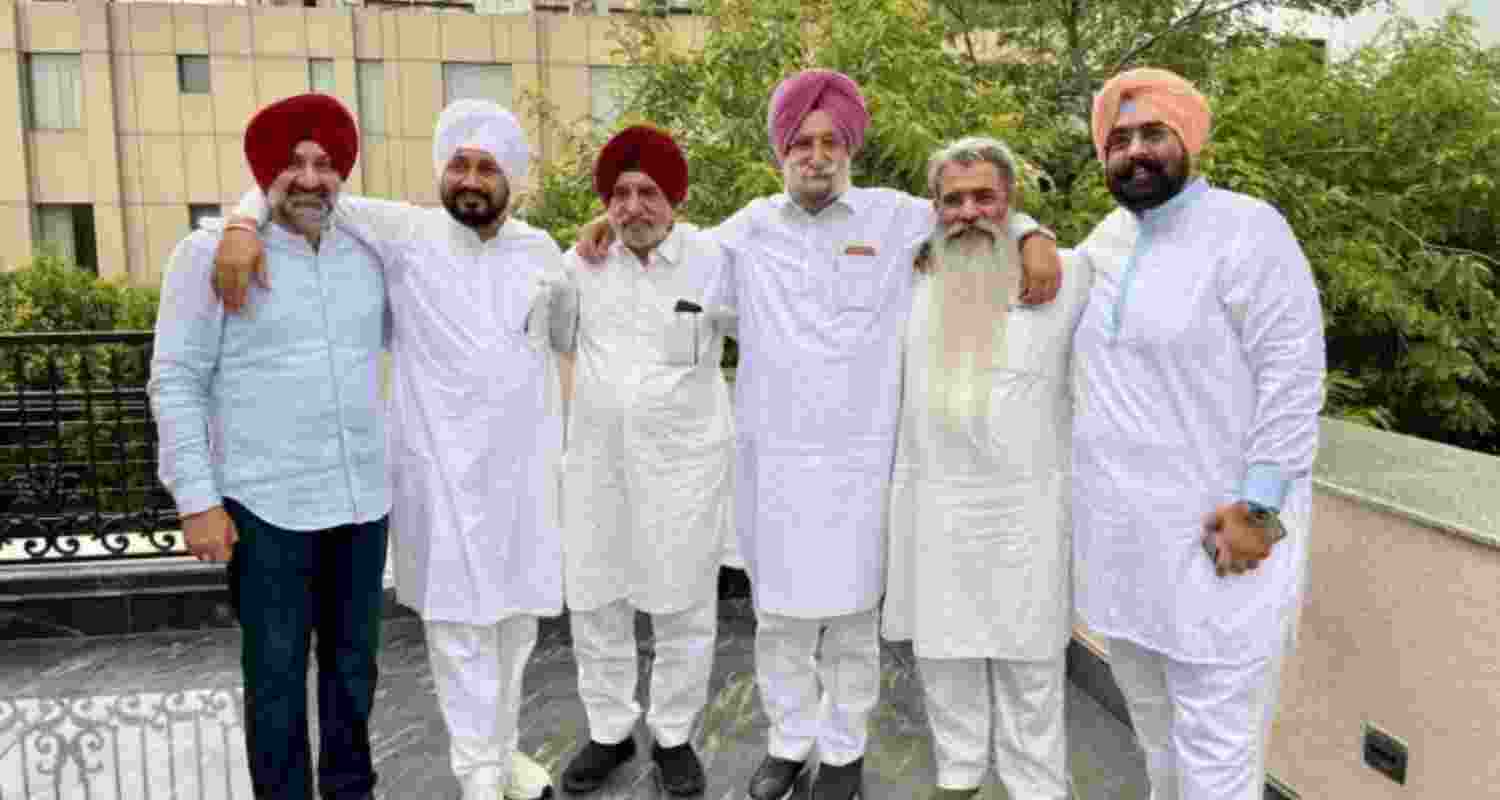 Punjab Congress leaders pose for a photograph. Punjab Congress leaders pose for a photograph.