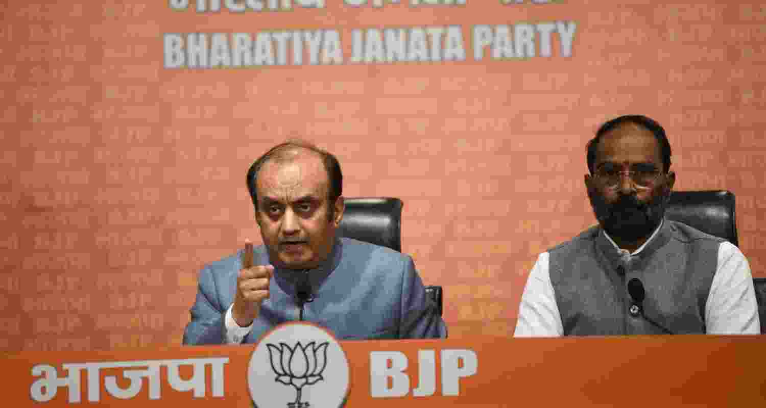 Digvijay's remarks open dissent against Congress: Sudhanshu Digvijay's remarks open dissent against Congress: Sudhanshu