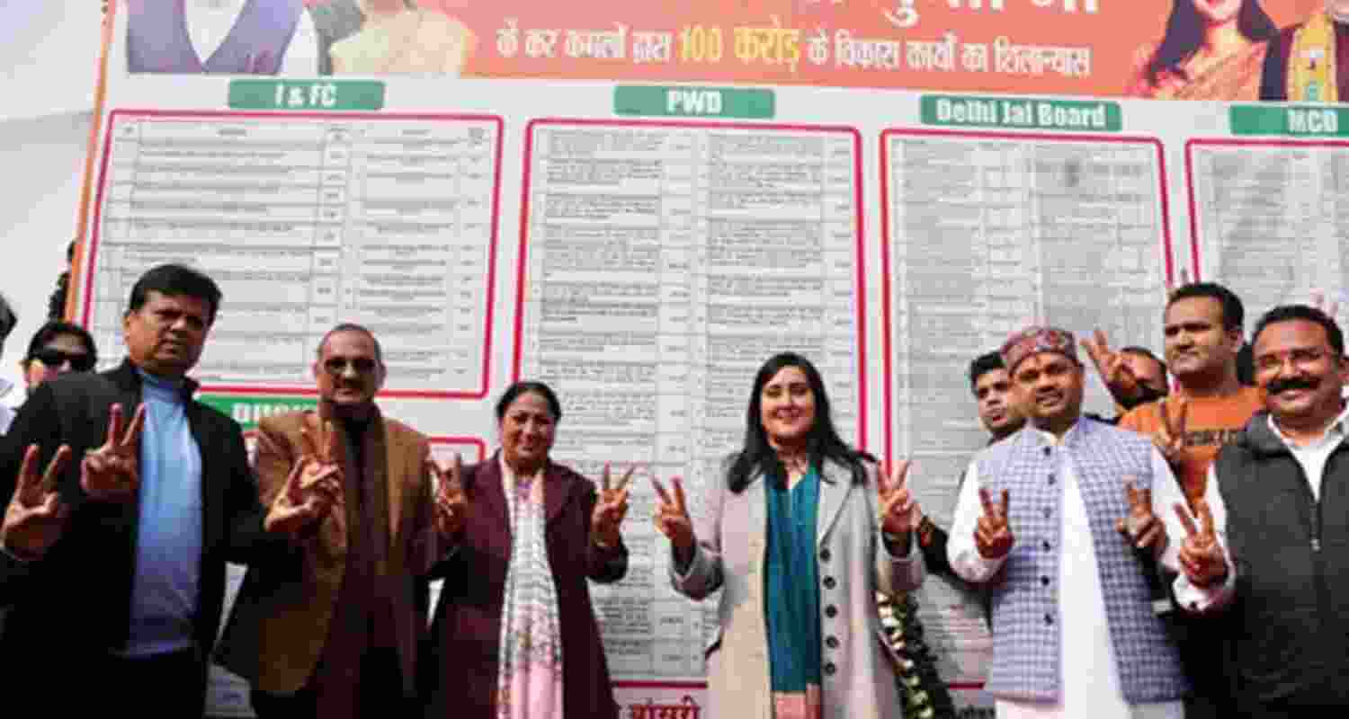 CM launches Rs 100cr development projects in Delhi's RK Puram CM launches Rs 100cr development projects in Delhi's RK Puram