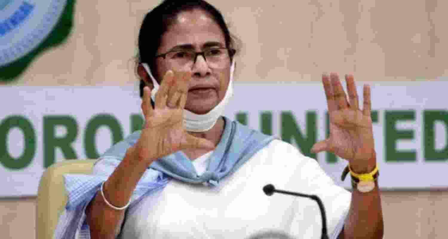 WB CM Mamta Banerjee moves SC against ECI over SIR WB CM Mamta Banerjee moves SC against ECI over SIR