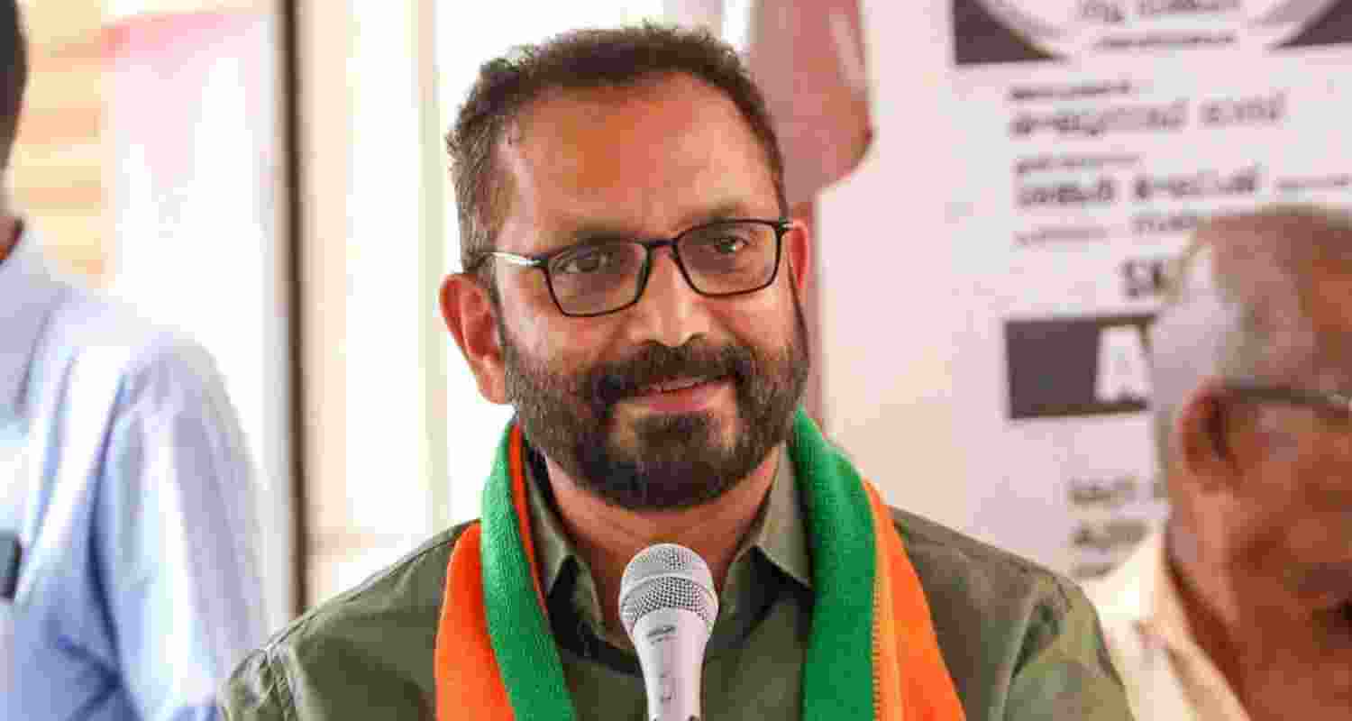 BJP targets Cong over 'links' with Jamat-e-Islami in Kerala BJP targets Cong over 'links' with Jamat-e-Islami in Kerala