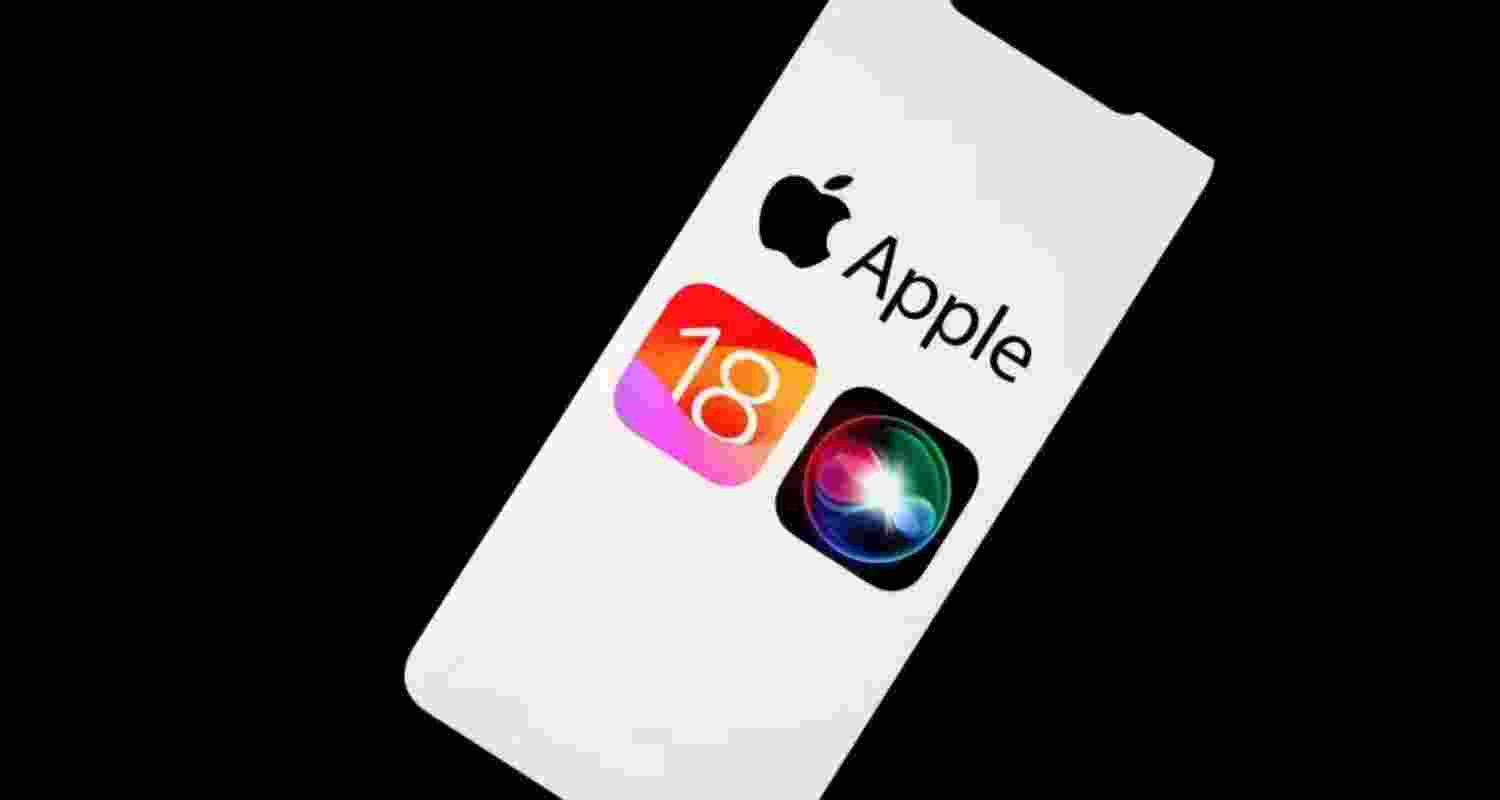 Apple ordered to pay Rs 1L compensation as i-phone feature fails Apple ordered to pay Rs 1L compensation as i-phone feature fails