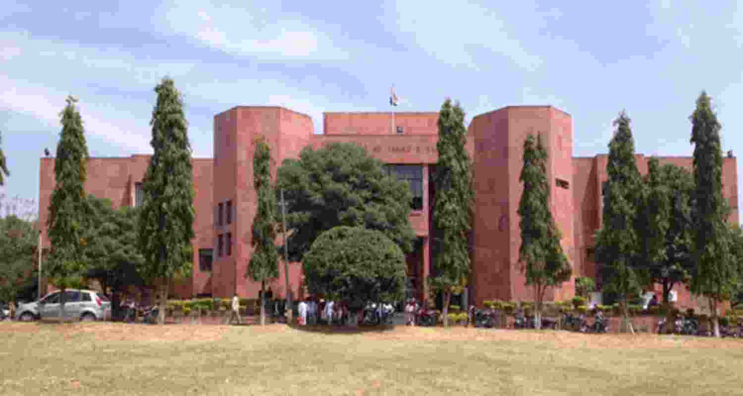 Lawyers attack men accused of mocking Hindu Goddess worship Lawyers attack men accused of mocking Hindu Goddess worship