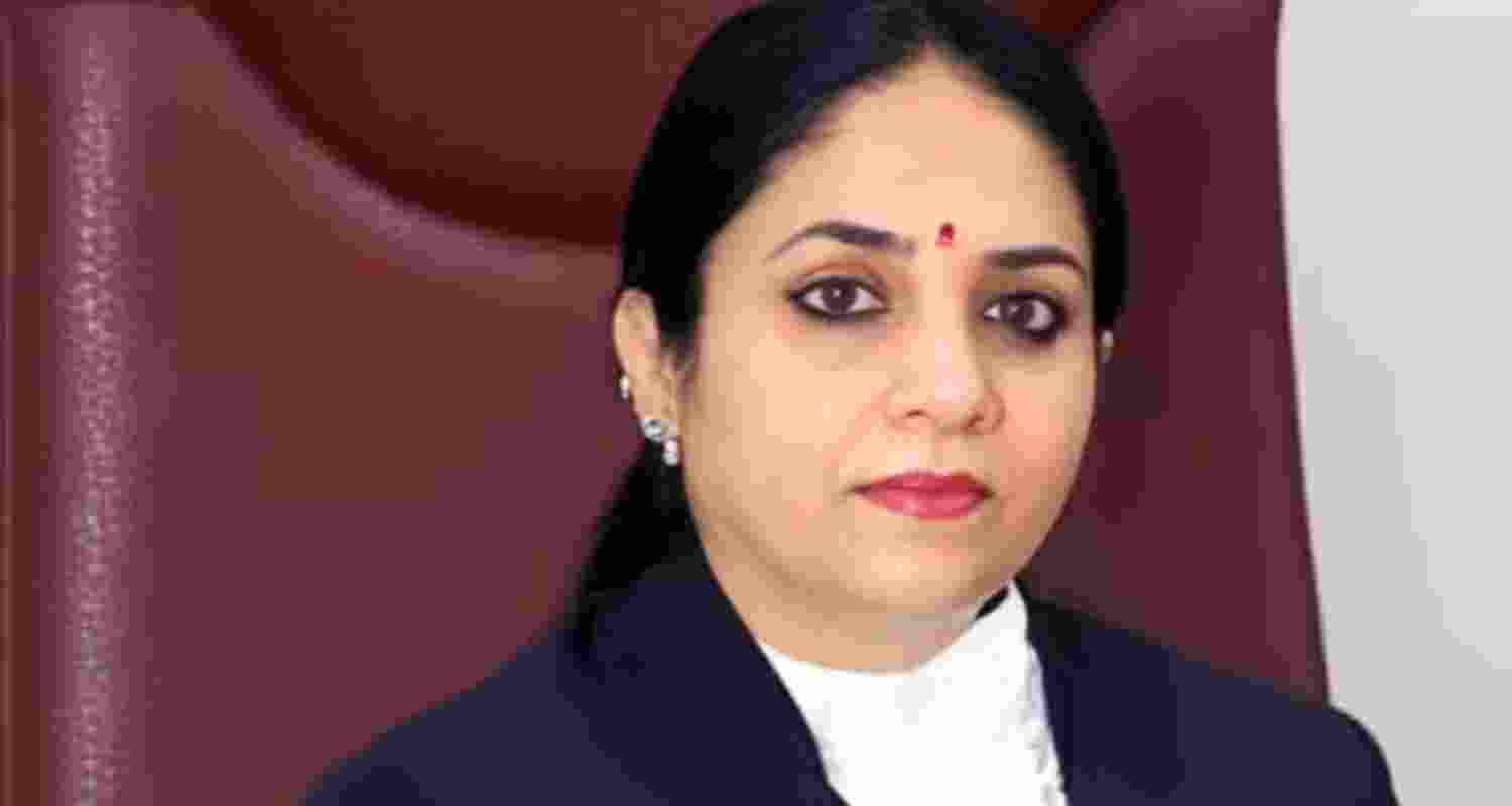 Kejriwal files fresh affidavit of recusal over judge's children Kejriwal files fresh affidavit of recusal over judge's children