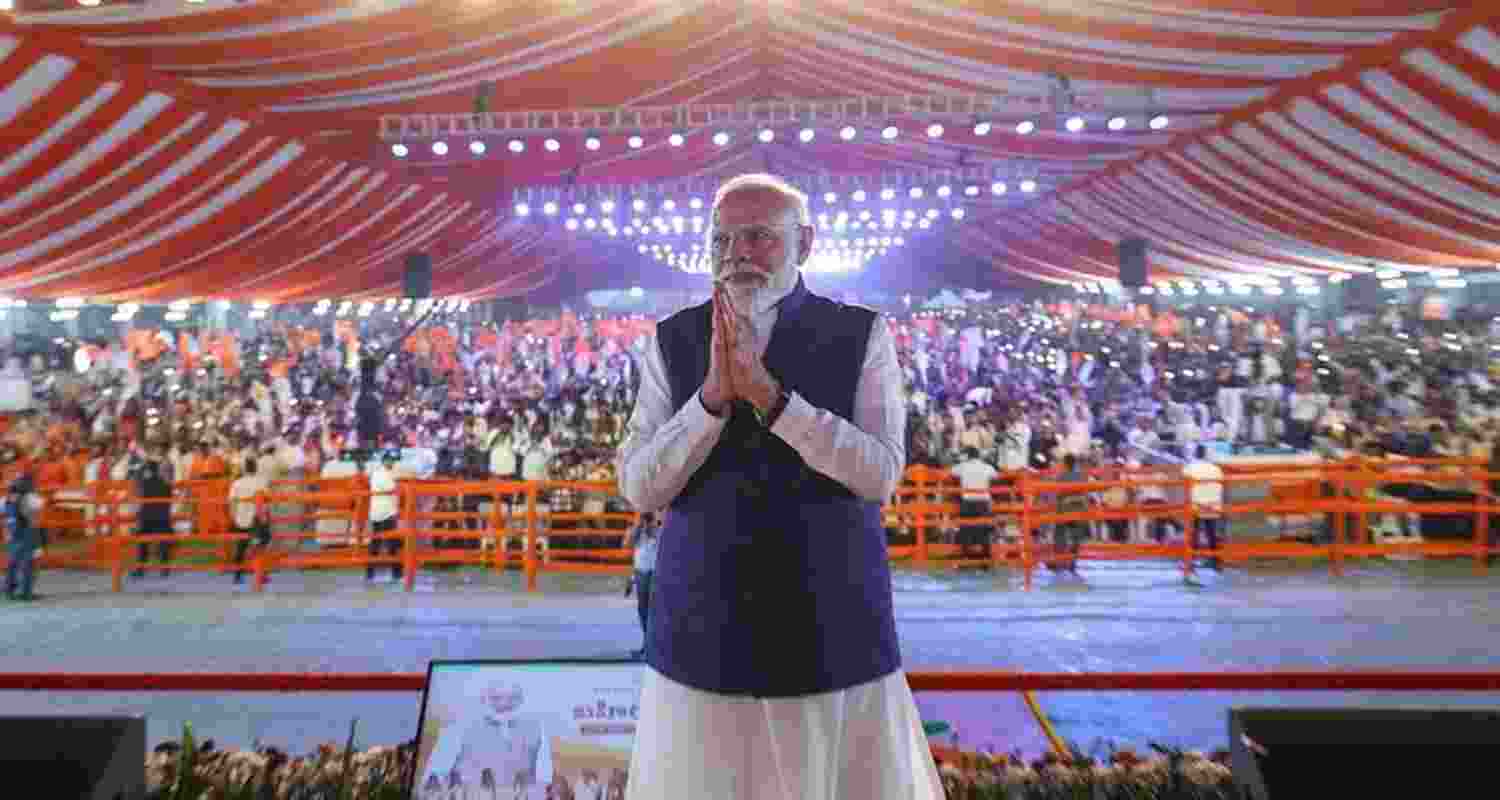 PM urges citizens restraint in fuel use, carpool, WFM PM urges citizens restraint in fuel use, carpool, WFM