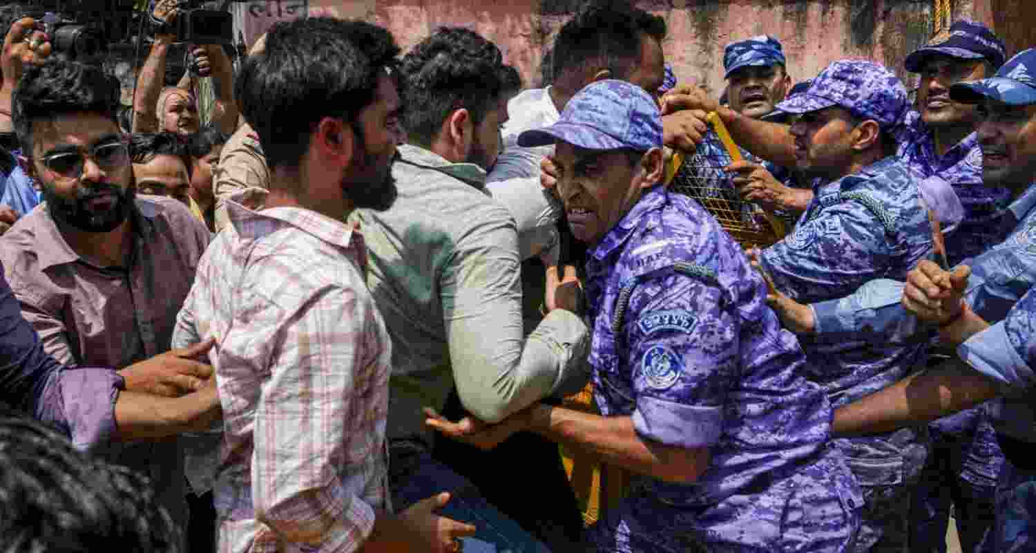 ABVP stages protest outside NTA office in Delhi over NEET row ABVP stages protest outside NTA office in Delhi over NEET row