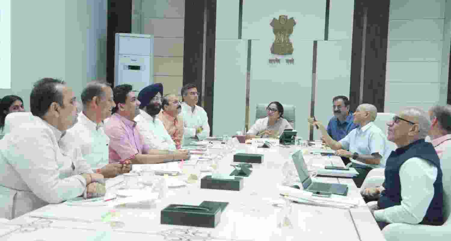Delhi govt announces health scheme for 2.7L construction workers Delhi govt announces health scheme for 2.7L construction workers