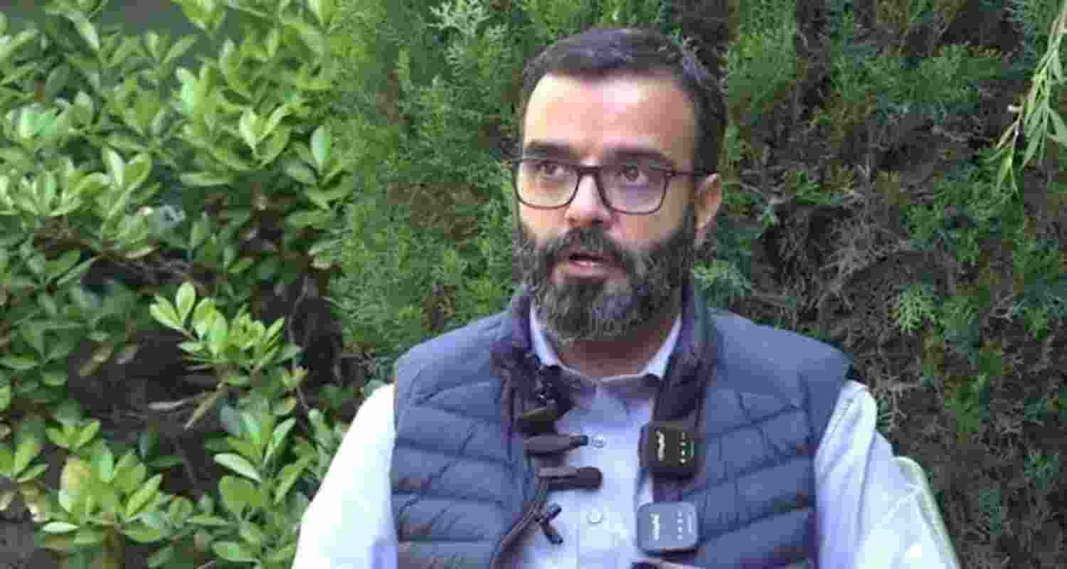 NC's MP Aga Ruhullah distances from party's Delhi protest NC's MP Aga Ruhullah distances from party's Delhi protest