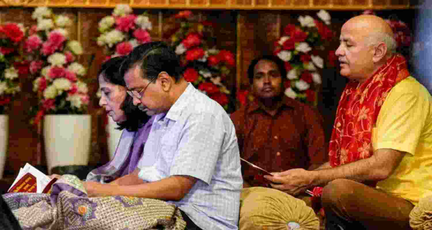 Donation row: Sundarkand ,signature campaign in AAP agenda Donation row: Sundarkand ,signature campaign in AAP agenda