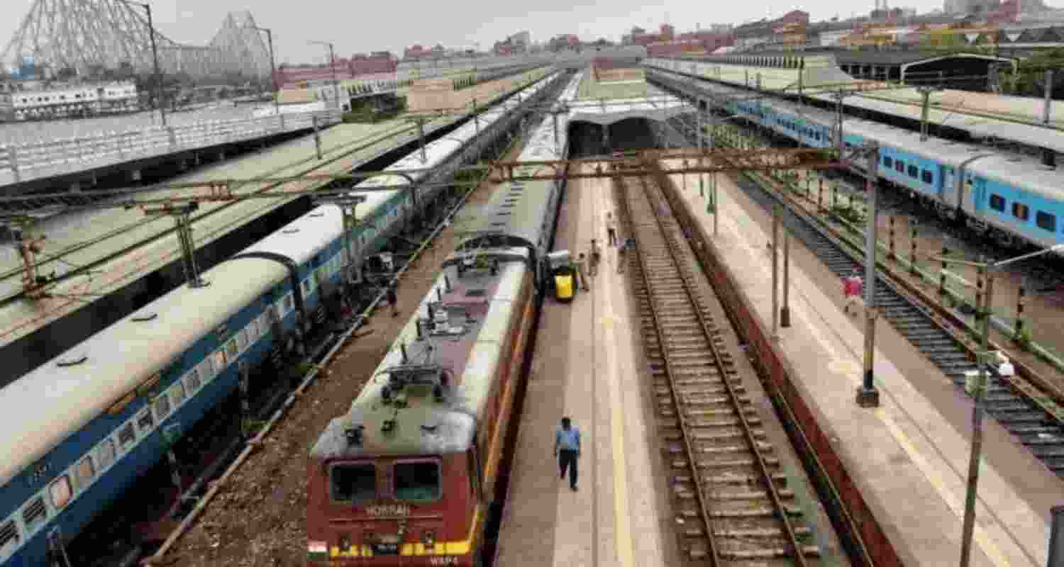 Encroached railway land equals 42 Modi stadiums: RTI Encroached railway land equals 42 Modi stadiums: RTI