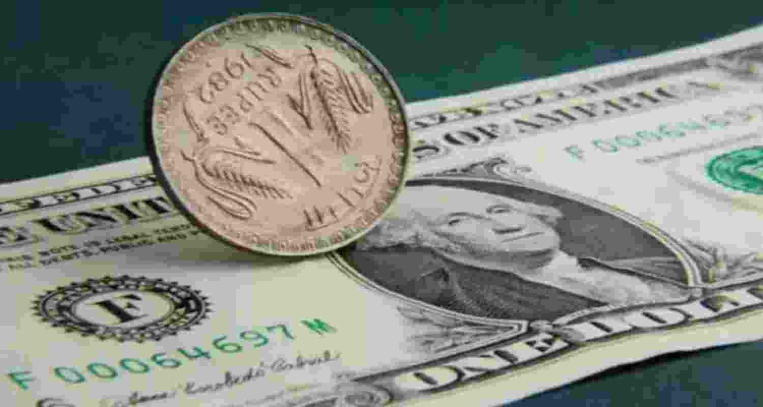 Rupee slips 6 paise to close at 90.95 against USD Rupee slips 6 paise to close at 90.95 against USD