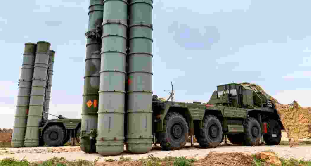 An S-400 air defence system of the Indian Air Force in action. An S-400 air defence system of the Indian Air Force in action.