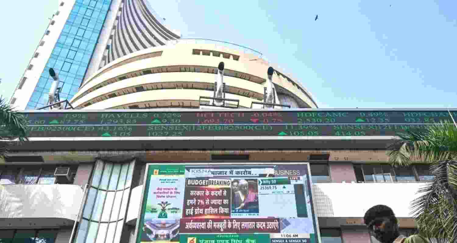 Sensex rises 511 pts, Nifty gains 136 pts in early trade Sensex rises 511 pts, Nifty gains 136 pts in early trade
