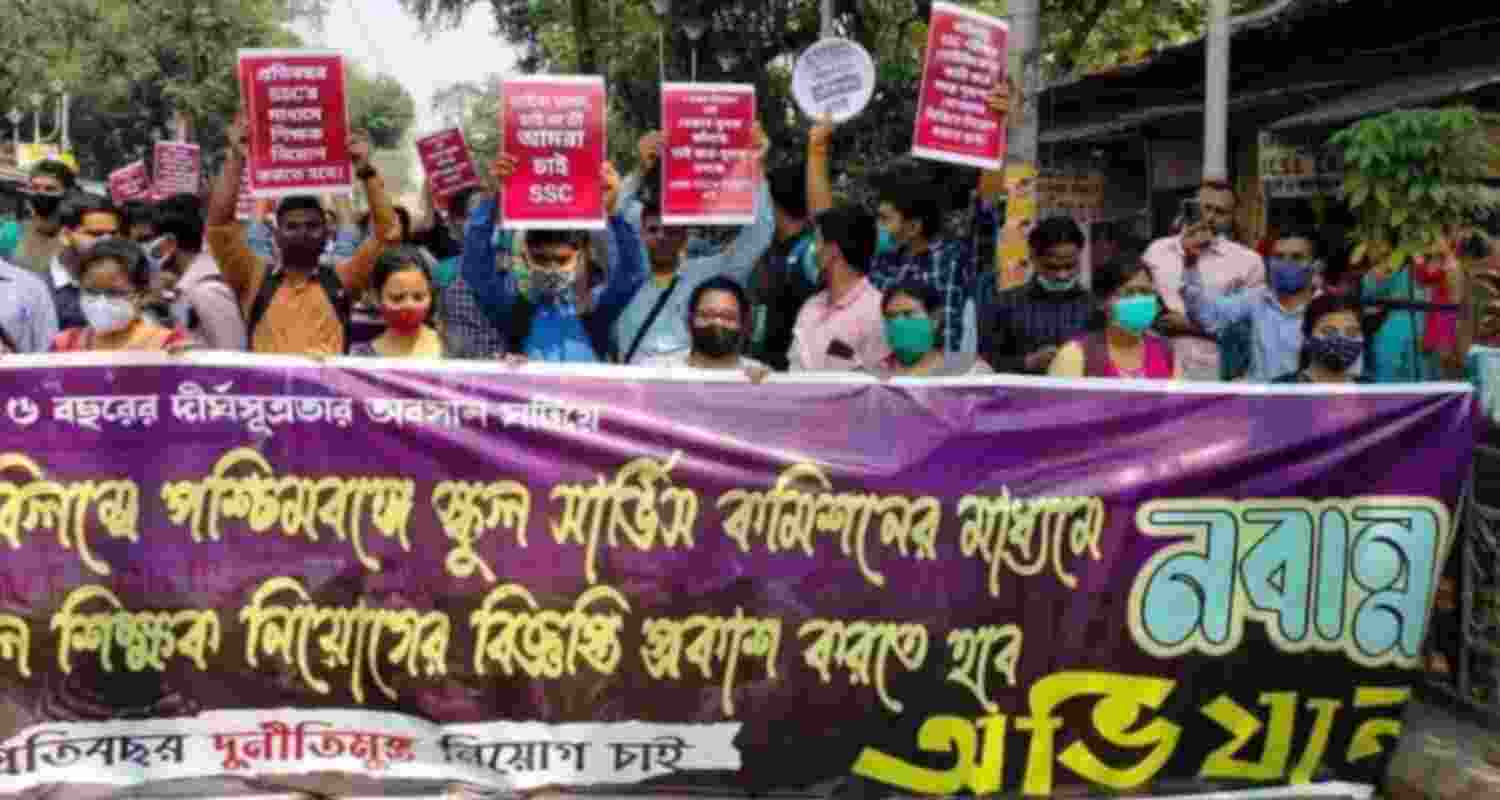 SSC examinees stage protest. SSC examinees stage protest.