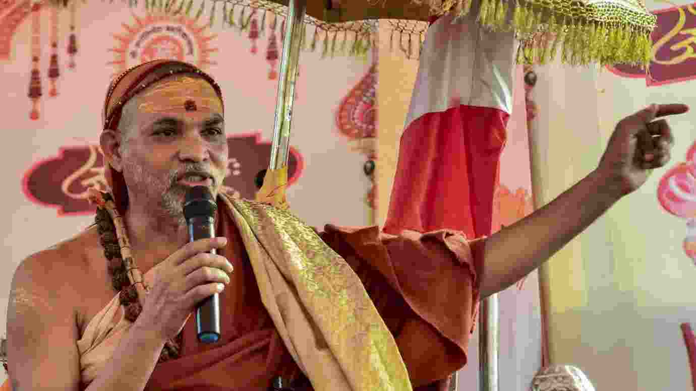 SC upholds anticipatory bail to Swami Avmukteshwaranand SC upholds anticipatory bail to Swami Avmukteshwaranand
