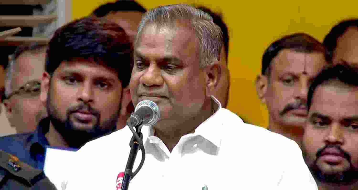 Tamil Nadu minister N Anand opposes Karnataka’s Mekedatu dam, saying the state will not allow construction and will protect Cauvery water rights.
Tamil Nadu minister N Anand opposes Karnataka’s Mekedatu dam, saying the state will not allow construction and will protect Cauvery water rights.