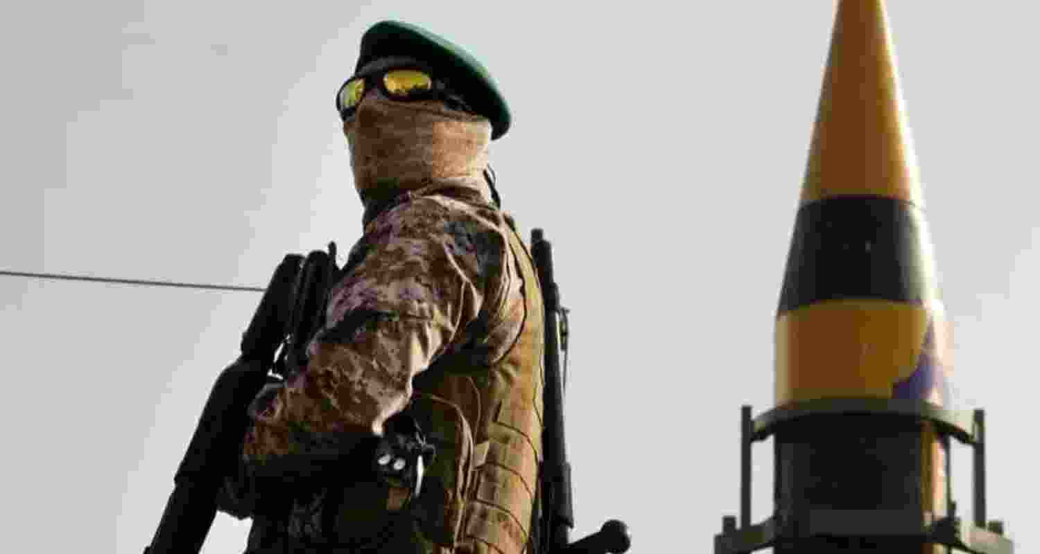Iran hits US bases in retaliation for 13th round of air strikes Iran hits US bases in retaliation for 13th round of air strikes
