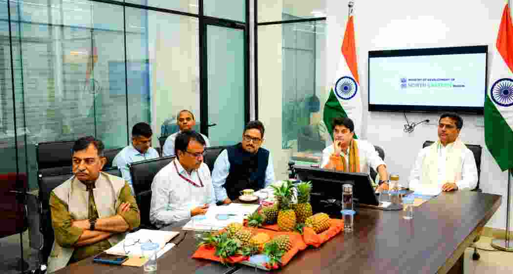Union Minister Jyotiraditya Scindia, in the presence of Tripura Chief Minister Manik Saha, during the launch of the ₹236-crore Mission Queen Pineapple initiative in Tripura. Union Minister Jyotiraditya Scindia, in the presence of Tripura Chief Minister Manik Saha, during the launch of the ₹236-crore Mission Queen Pineapple initiative in Tripura.