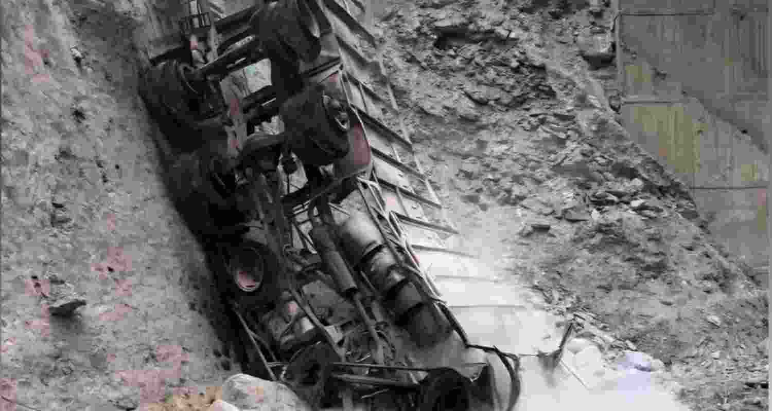 Two killed after truck plunges into gorge in Ramban Two killed after truck plunges into gorge in Ramban