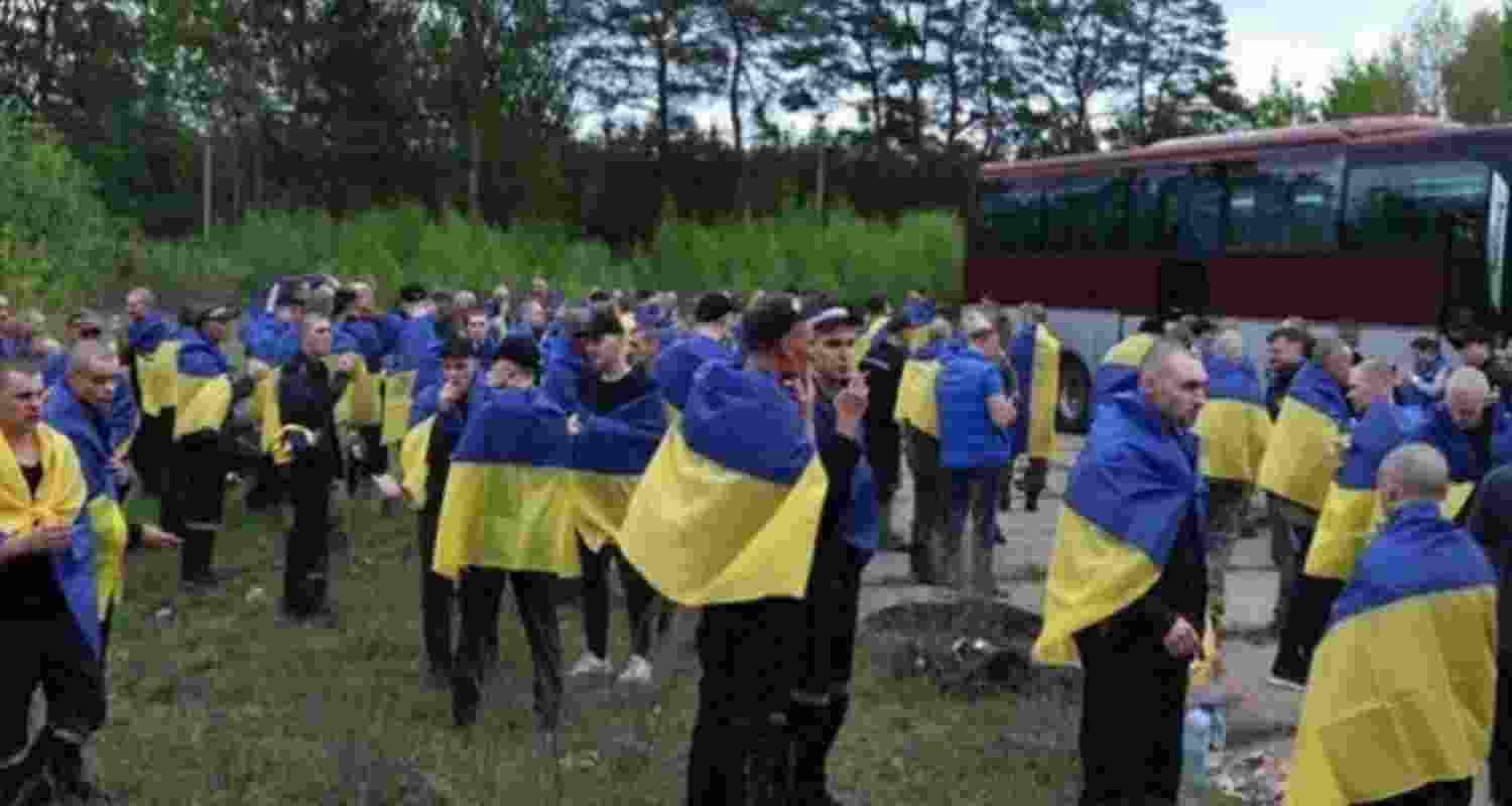 Russia, Ukraine begin prisoner exchange Russia, Ukraine begin prisoner exchange