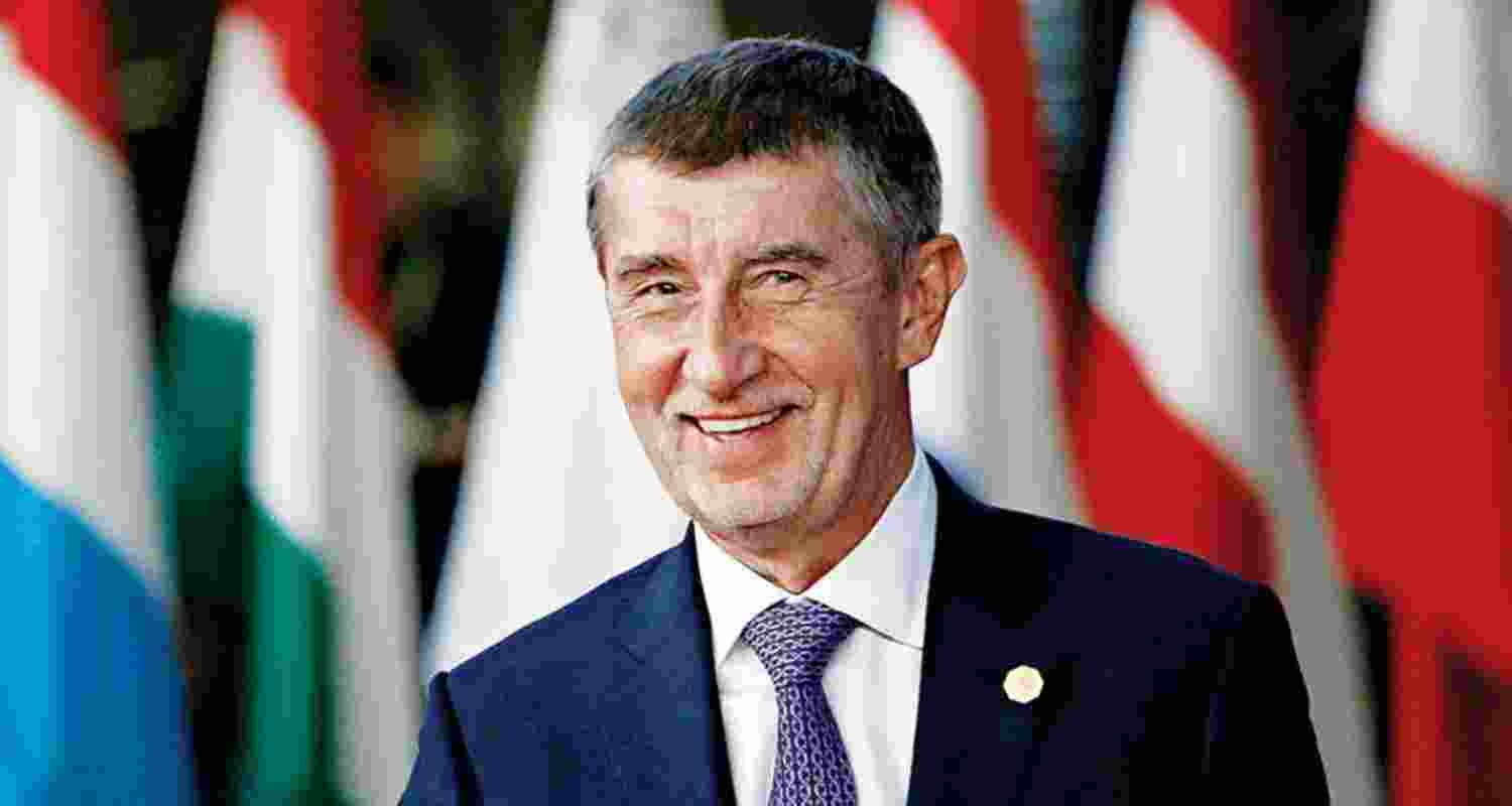 Czech billionaire politician Babis leads in early tally. Czech billionaire politician Babis leads in early tally.