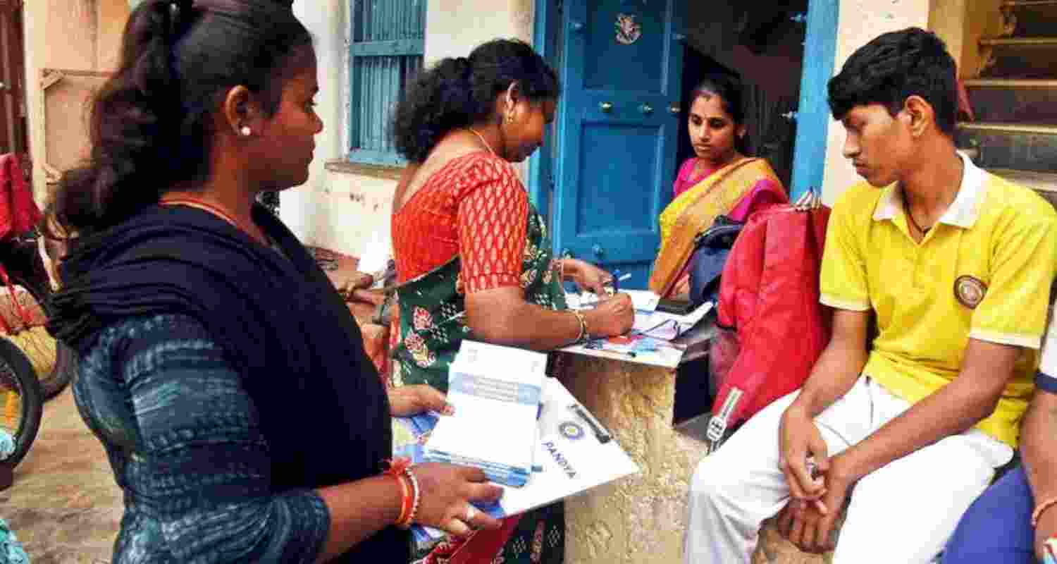 UP CM Yogi Adityanath launched the first phase of Census-2027, marking the start of India’s first fully digital census exercise. UP CM Yogi Adityanath launched the first phase of Census-2027, marking the start of India’s first fully digital census exercise.