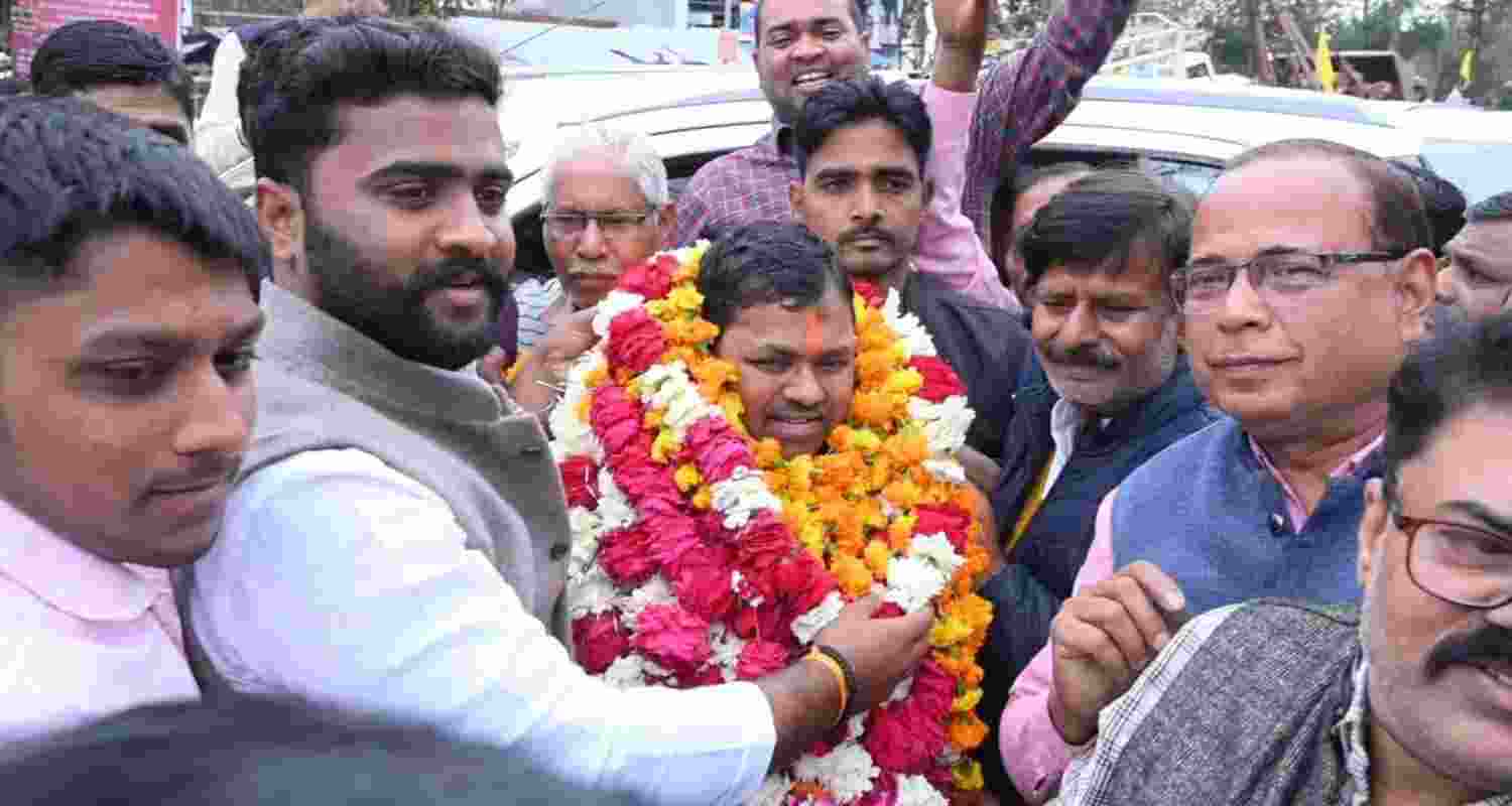 Upendra Singh Rawat after getting the party ticket for Barabanki again. Upendra Singh Rawat after getting the party ticket for Barabanki again.