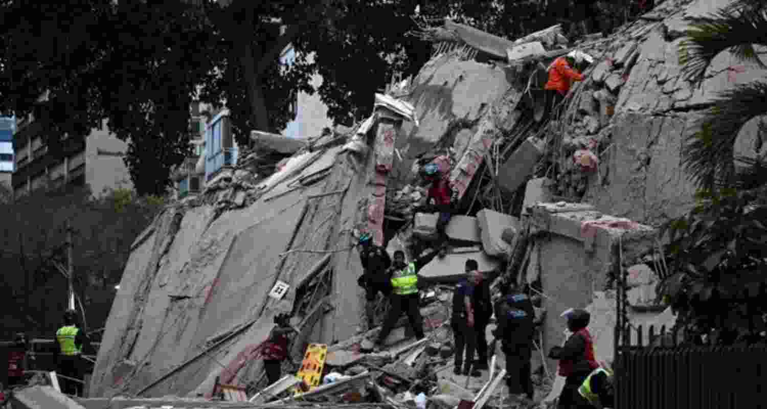 Venezuela's death toll climbs to 3,535 with thousands trapped Venezuela's death toll climbs to 3,535 with thousands trapped