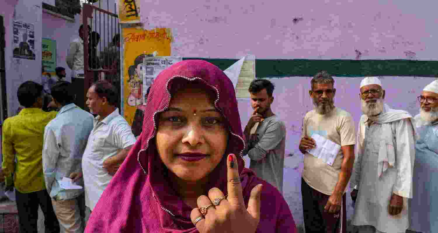 Elections 2024 Phase 3 : 60.19 voter turnout by 5 pm Elections 2024 Phase 3 : 60.19 voter turnout by 5 pm