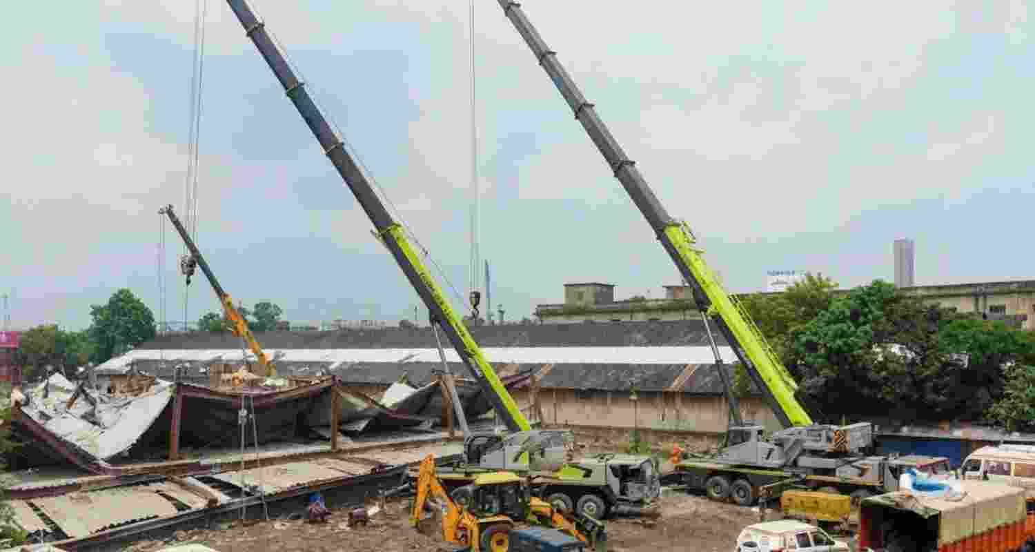 Kolkata high-rise audit reveals shocking safety failures: Only 11 of 160 projects cleared to resume. 23 buildings ordered to stop after Taratala tragedy. Kolkata high-rise audit reveals shocking safety failures: Only 11 of 160 projects cleared to resume. 23 buildings ordered to stop after Taratala tragedy.